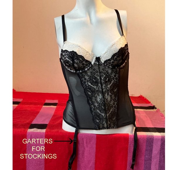 Victoria's Secret Lace Corest with Garters - Picture 2 of 11